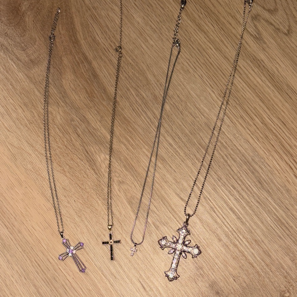 Elegant Cross Pendant Necklace Set